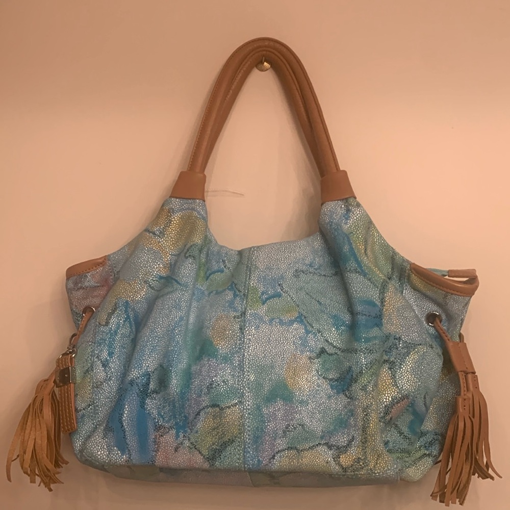 B Collective by Buxton shades of blue/tan trim leather-like bag